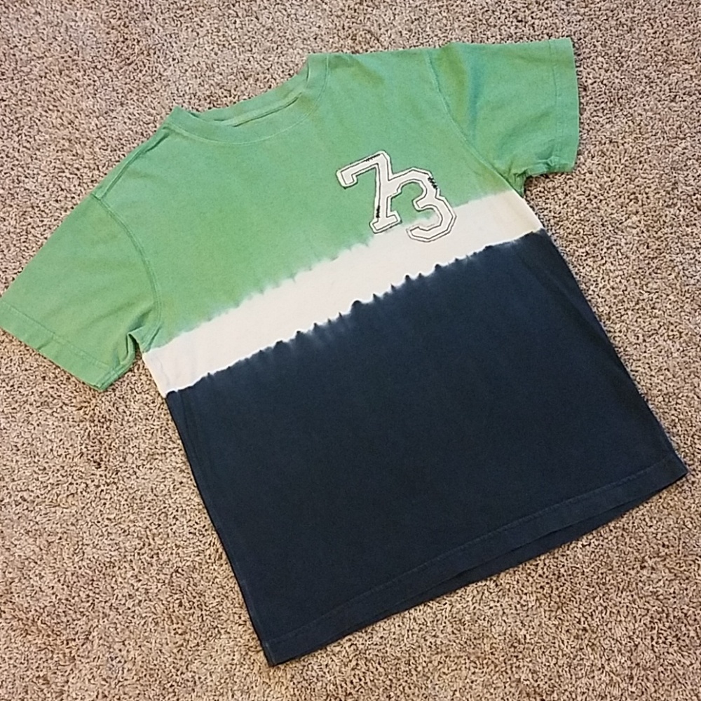 Old Navy T-Shirt